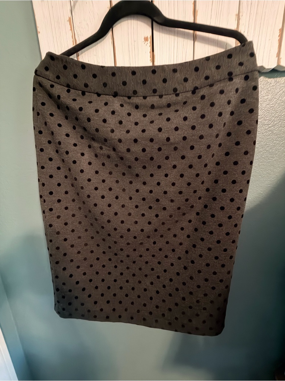White House Black Market Gray Pencil Skirt with Black Polka Dots